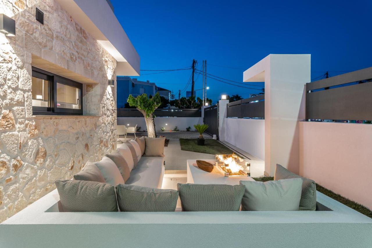Savvas & Maria Palace ลากานาส ภายนอก รูปภาพ